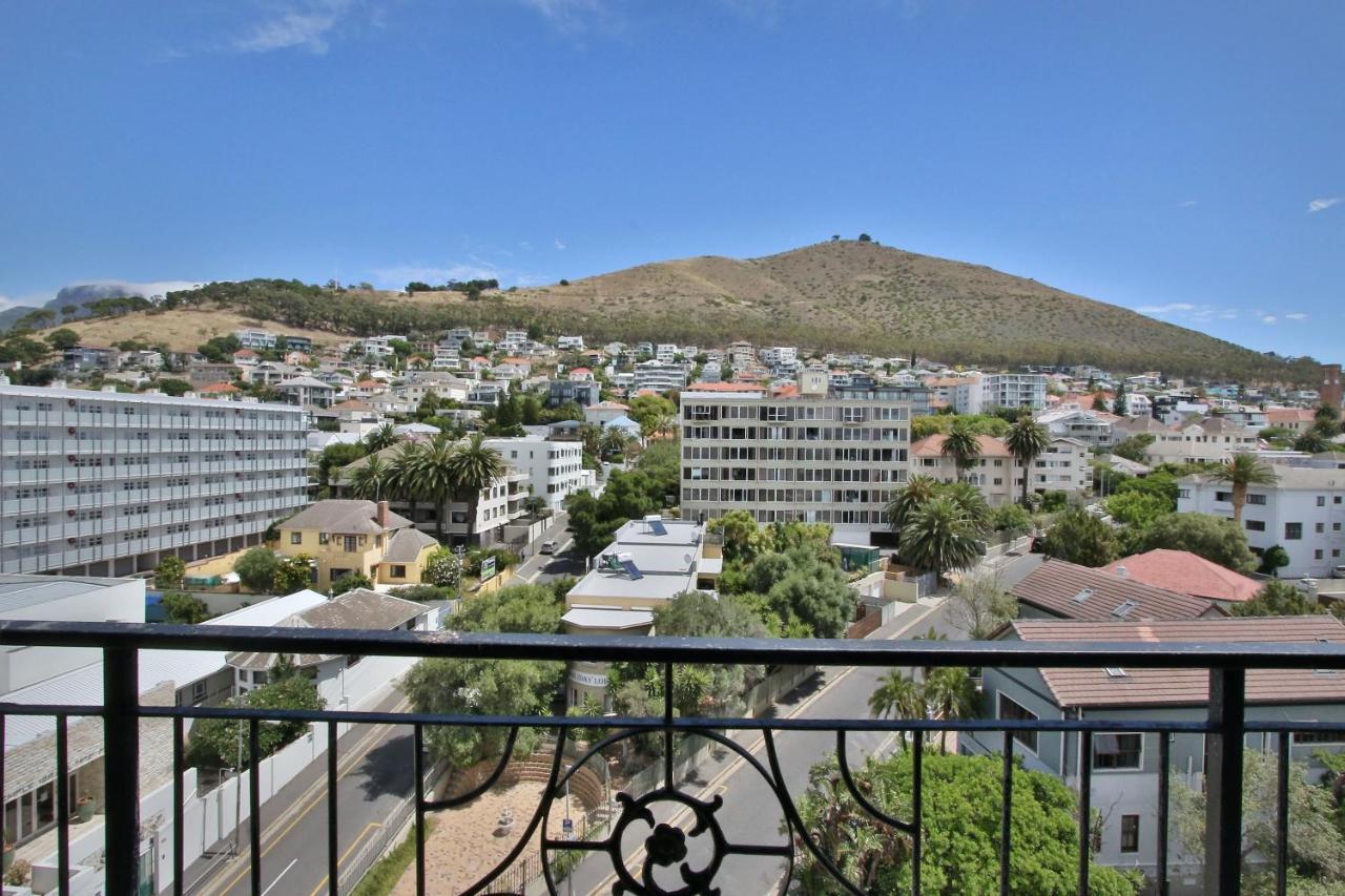 Cape Royale 1 Bedroom Luxury Apartments With Mountain View Cape Town Bagian luar foto